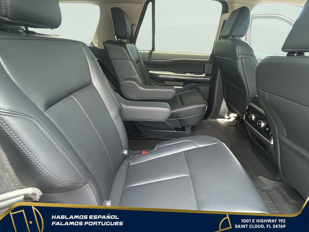 Used 2024 Ford Expedition XLT RWD image 27