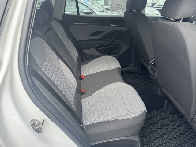Used 2026 Volkswagen Tiguan S AWD/4WD image 32