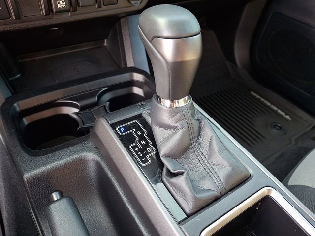 Used 2020 Toyota Tacoma TRD Off-Road AWD/4WD image 14