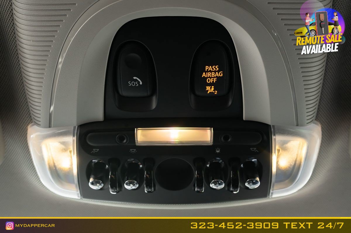 Used 2021 MINI Cooper 2-Door Hardtop w/ 6.5" Touchscreen Package FWD image 21
