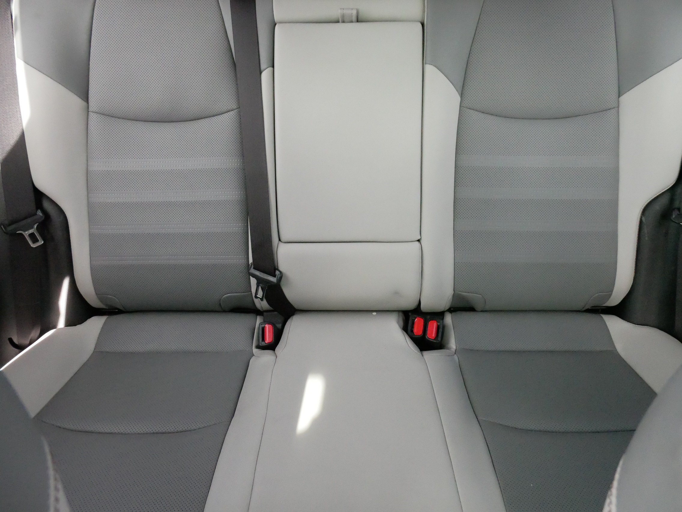 Certified 2019 Toyota RAV4 Limited w/ Cold Weather Package AWD/4WD image 13