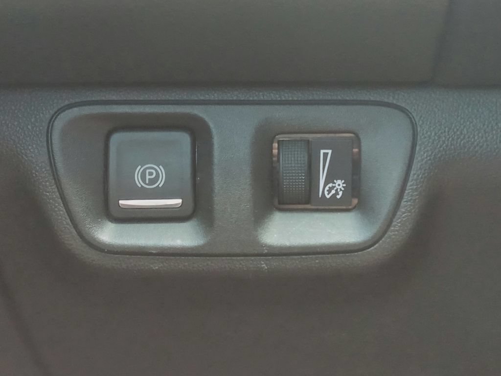 Used 2019 GMC Acadia SLE FWD image 29