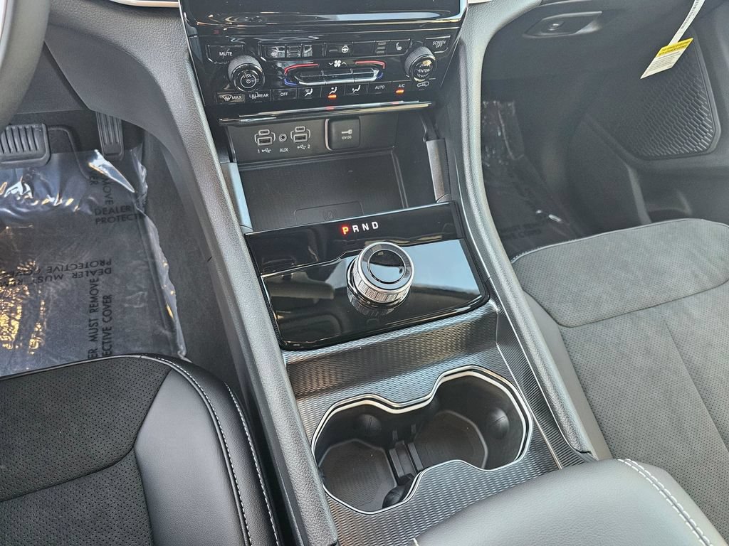 New 2025 Jeep Grand Cherokee Altitude AWD/4WD image 22