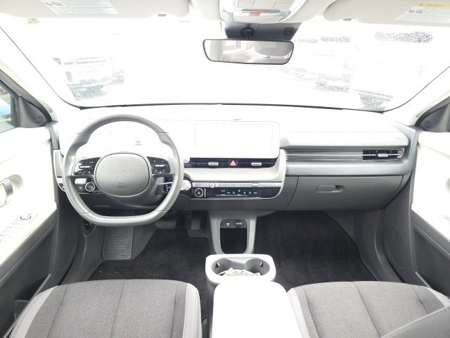 Certified 2024 Hyundai Ioniq 5 SE image 29