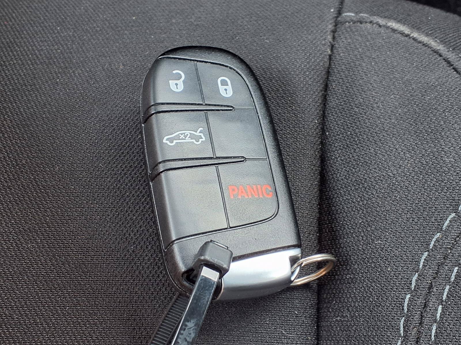 Used 2023 Dodge Challenger SXT RWD image 13