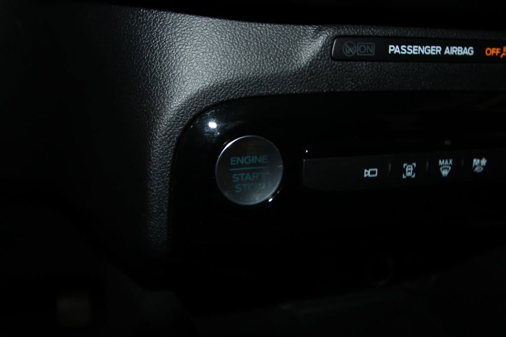 Used 2025 Ford Escape ST-Line Select w/ Tech Pack #2 AWD/4WD image 13