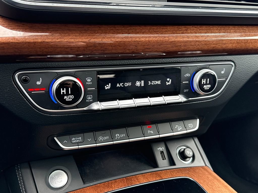 Used 2022 Audi Q5 2.0T Premium Plus w/ Premium Plus Package image 24