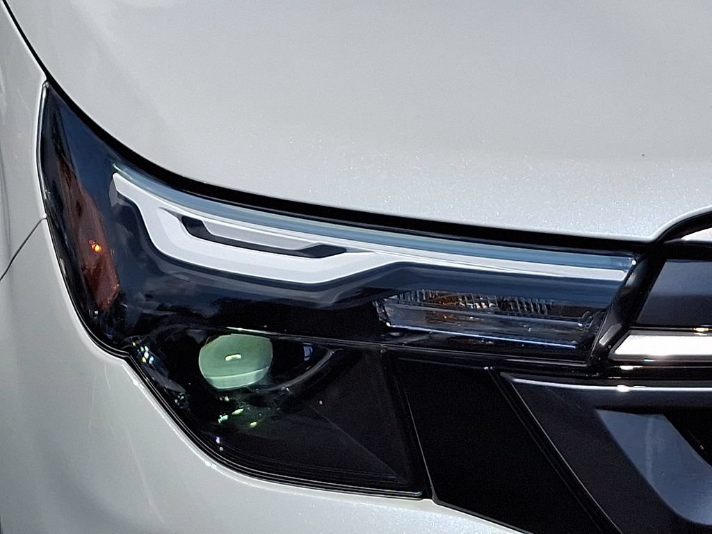 Certified 2025 Subaru Forester Premium AWD/4WD image 9