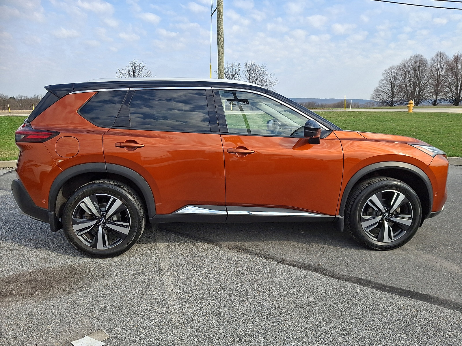 Certified 2023 Nissan Rogue Platinum w/ Platinum Premium Package image 8