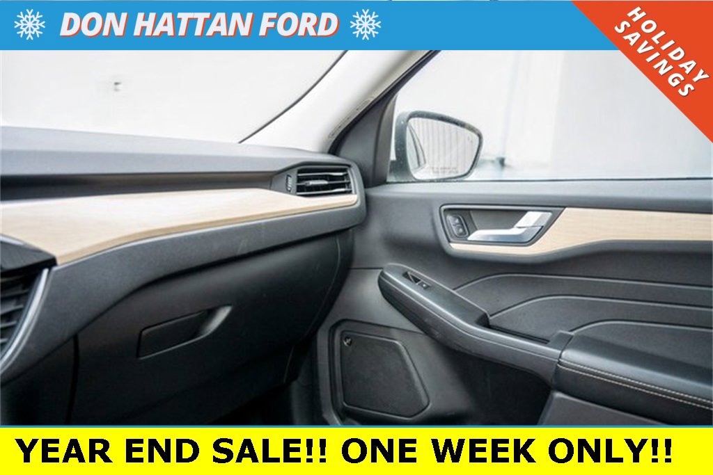 Used 2021 Ford Escape Titanium w/ Titanium Elite Package image 16