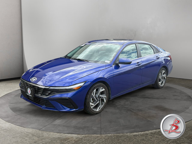 Used 2025 Hyundai Elantra Limited FWD image 3