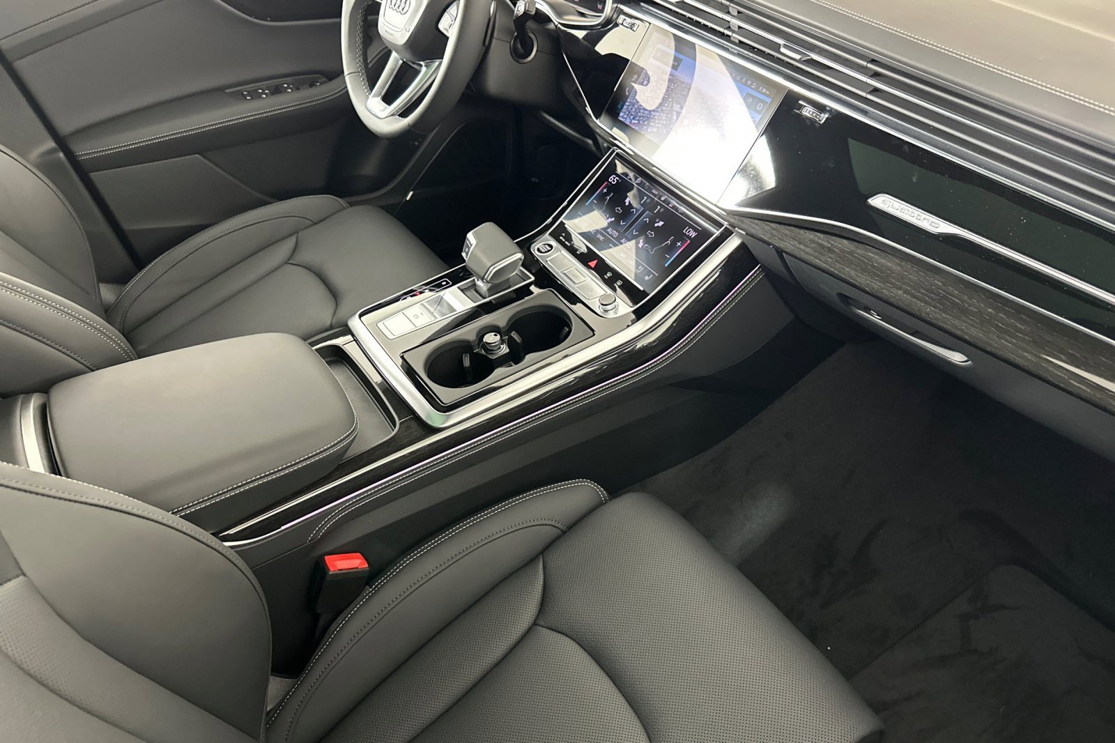 New 2026 Audi Q8 Prestige image 15