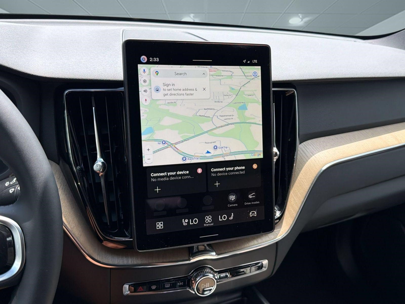 New 2026 Volvo XC60 B5 Plus w/ Climate Package AWD/4WD image 18