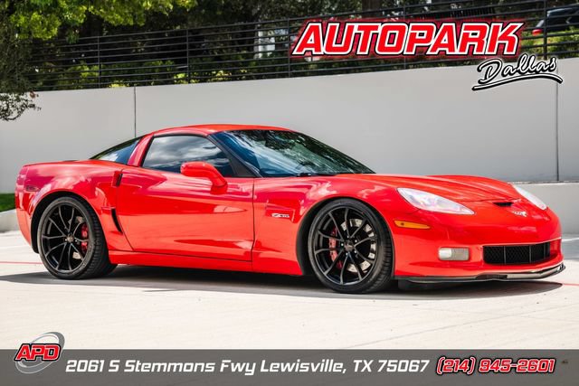 Used 2013 Chevrolet Corvette Z06 w/ 3LZ Preferred Equipment Group RWD image 1