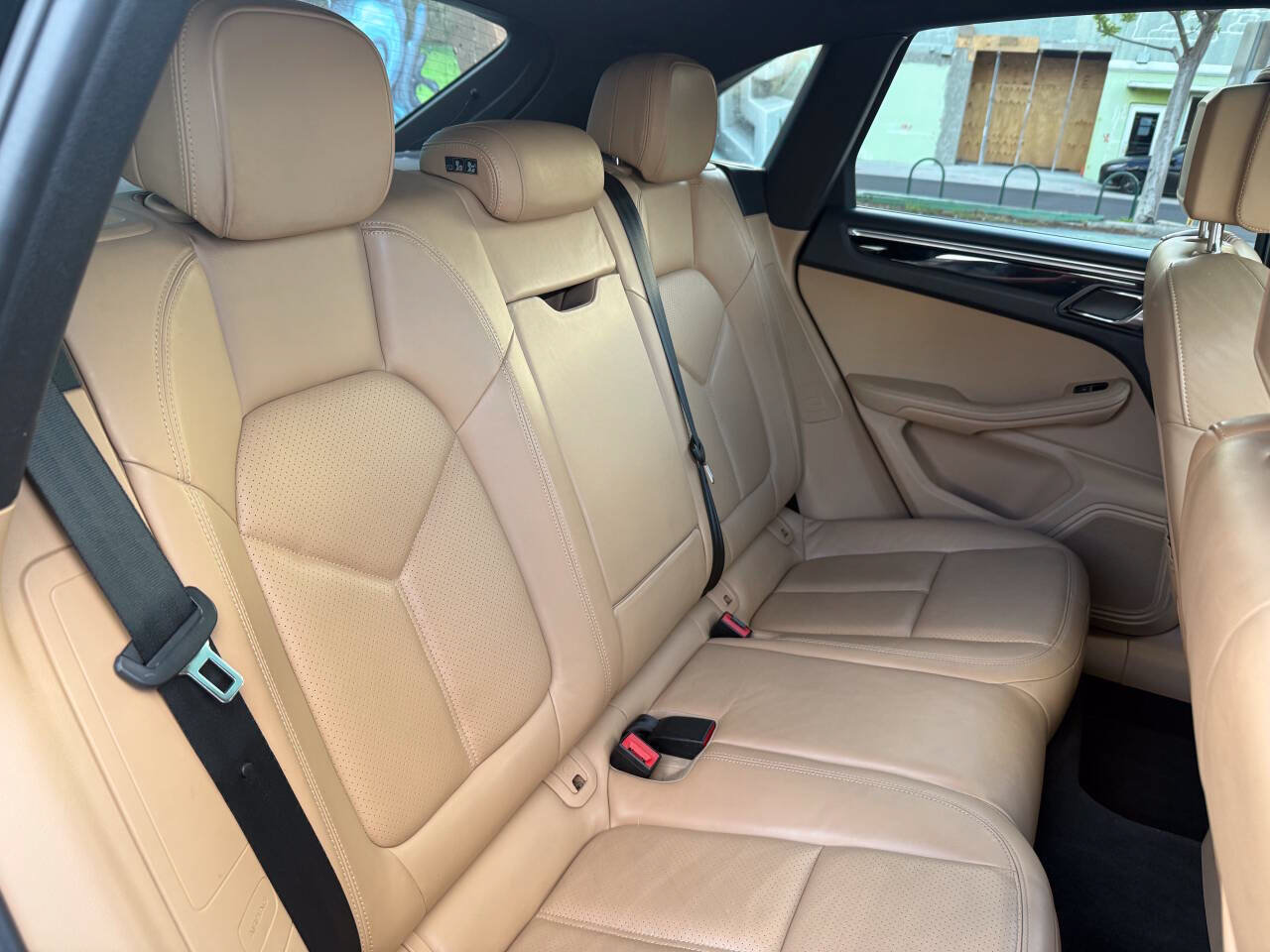 Used 2017 Porsche Macan AWD/4WD image 14