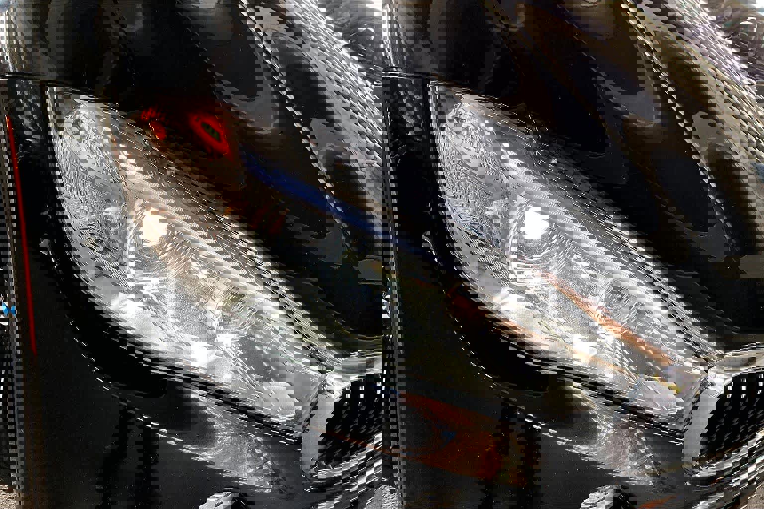 Used 2018 BMW X6 xDrive35i w/ M Sport Package image 27