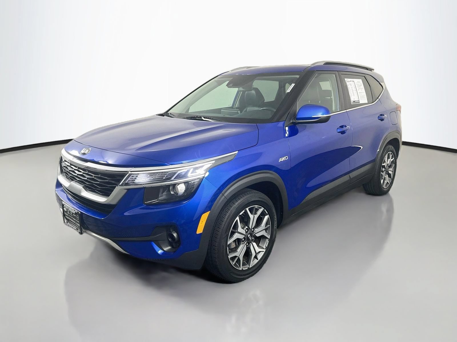 Used 2021 Kia Seltos EX AWD/4WD image 3