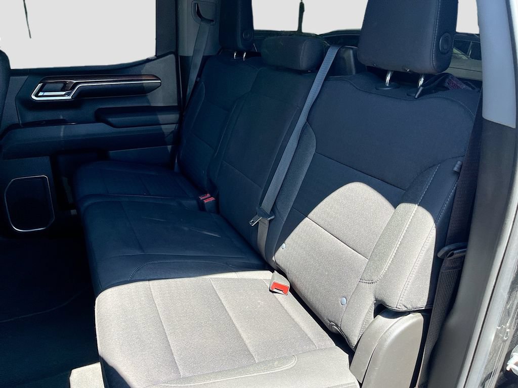Used 2022 Chevrolet Silverado 1500 LT AWD/4WD image 23