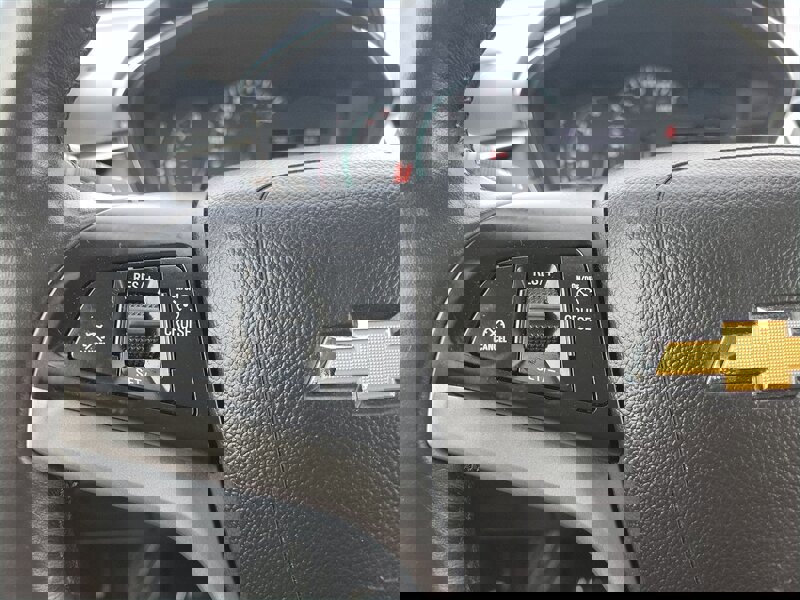 Used 2019 Chevrolet Trax LT w/ LT Convenience Package AWD/4WD image 25