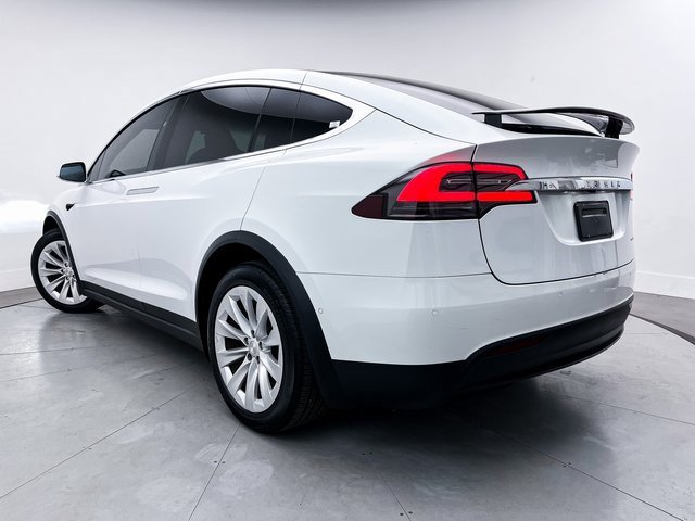 Used 2021 Tesla Model X Long Range image 2