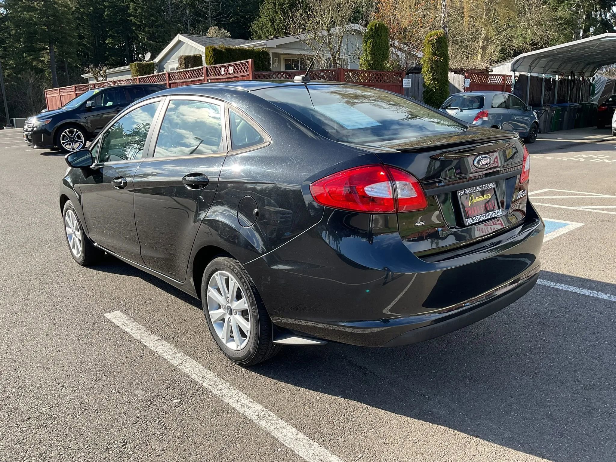 Used 2011 Ford Fiesta SE w/ 203A Rapid Spec Order Code image 3