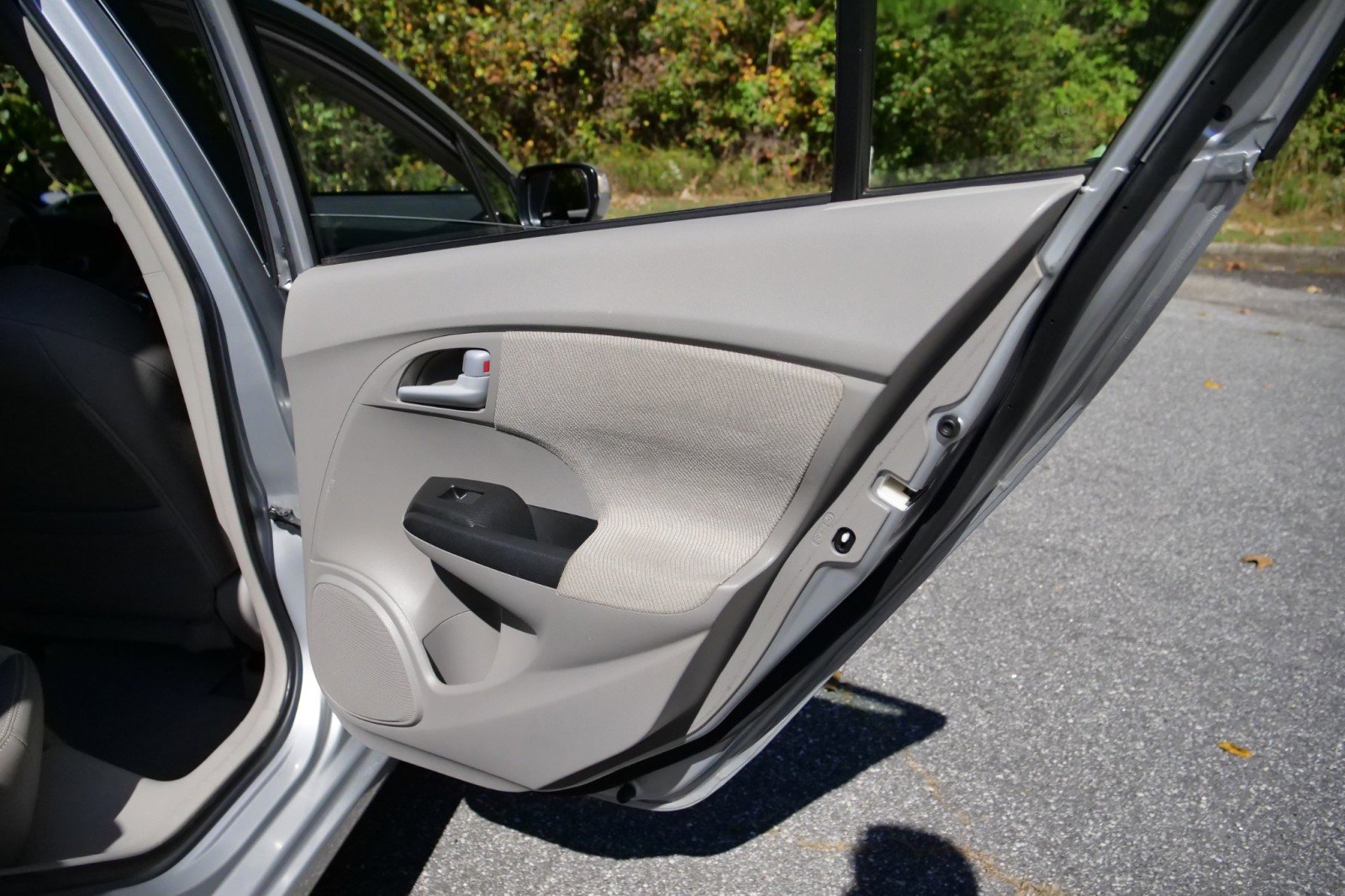 Used 2012 Honda Insight EX image 35