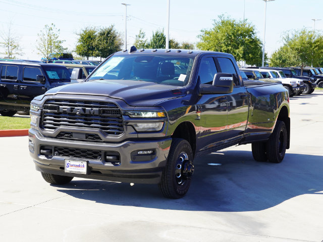 New 2027 RAM 3500 Big Horn AWD/4WD image 11