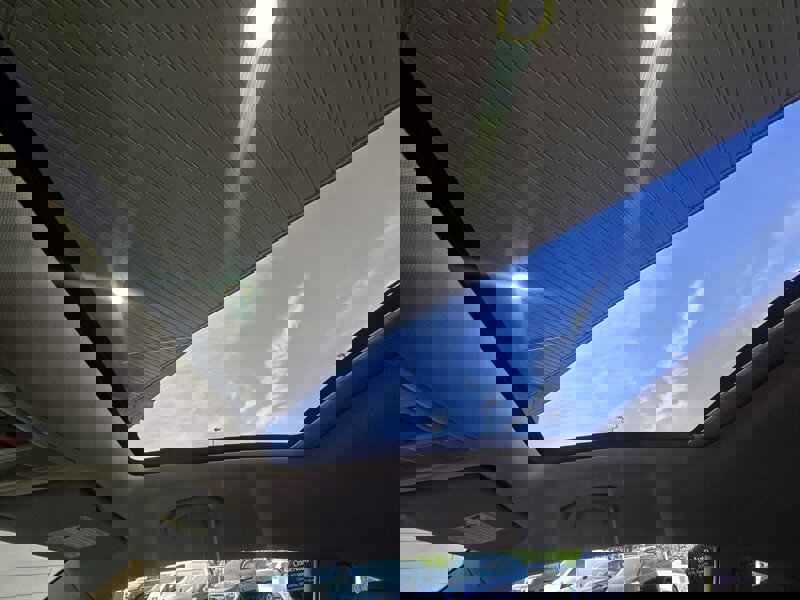 Used 2014 Volkswagen Beetle TDI image 27