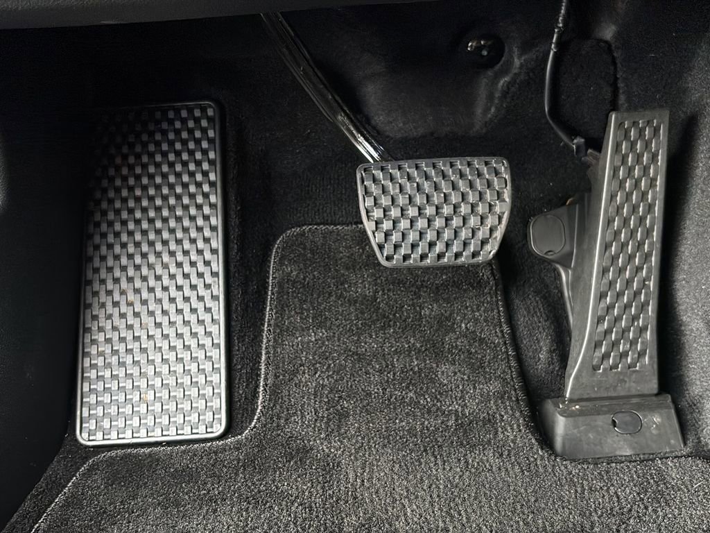 Certified 2026 Genesis GV70 2.5T image 17