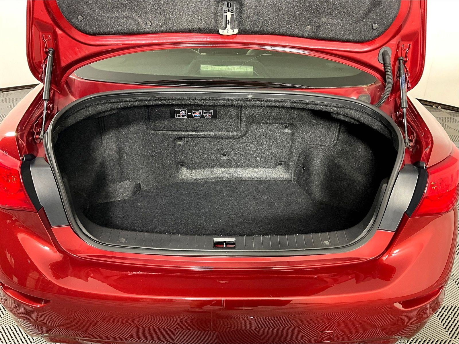 Used 2014 INFINITI Q50 Hybrid AWD w/ Navigation Package image 32