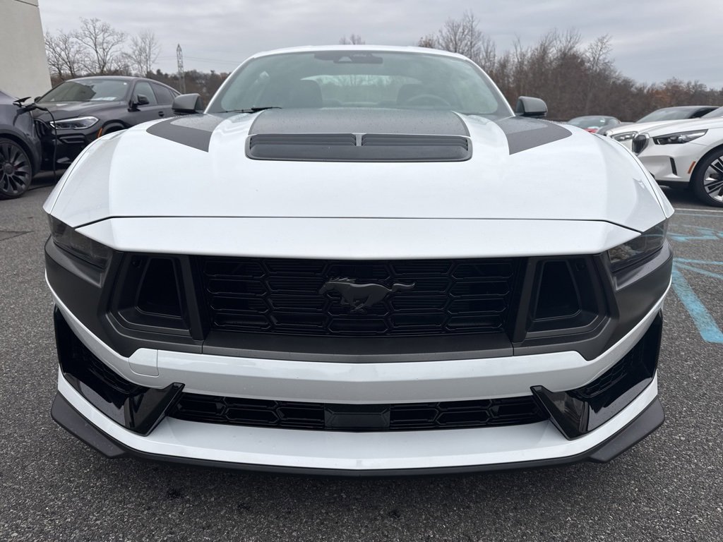 Used 2025 Ford Mustang Dark Horse image 5