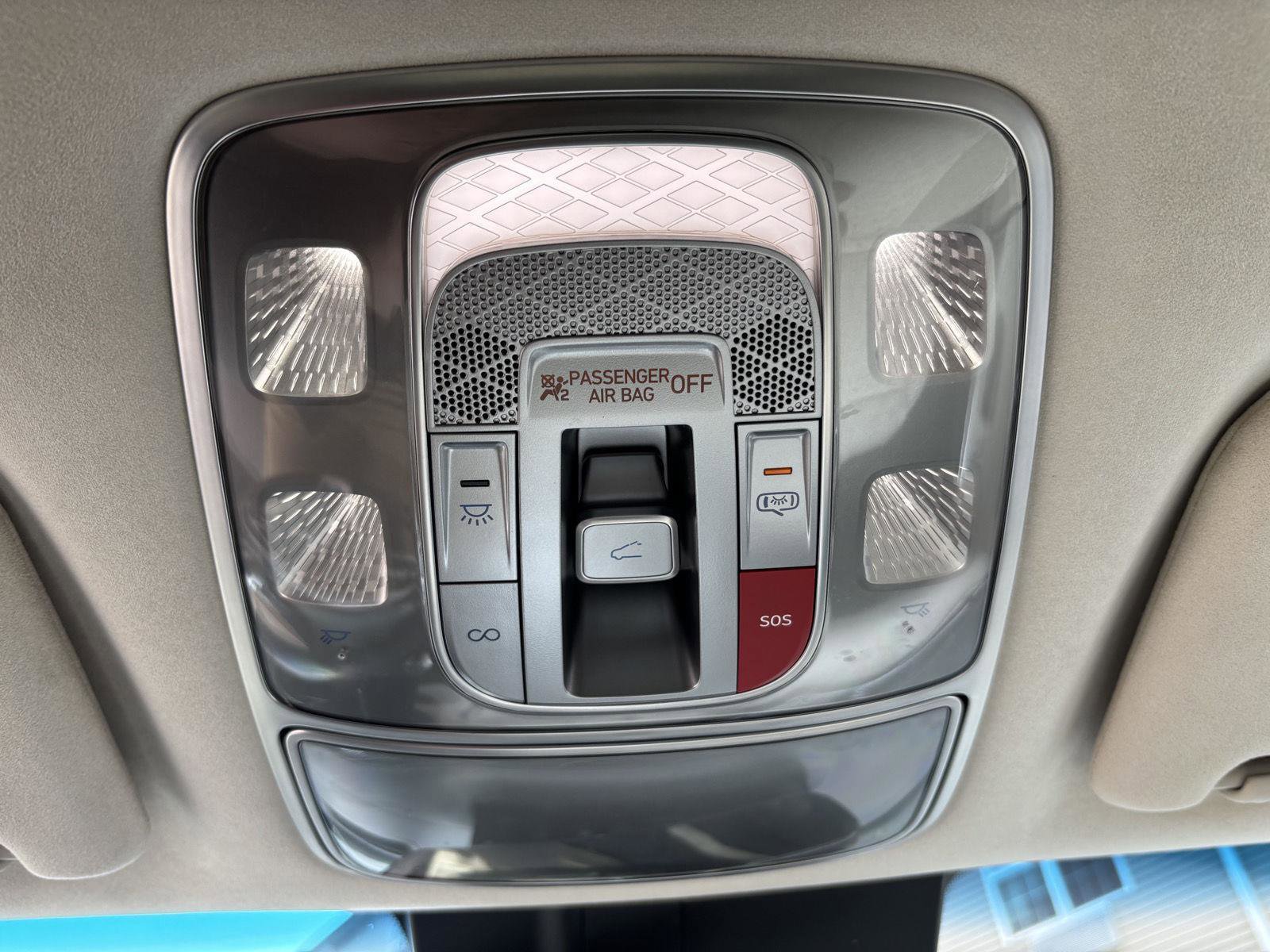 Used 2023 Genesis GV70 3.5T Sport w/ Sport Prestige Package image 23