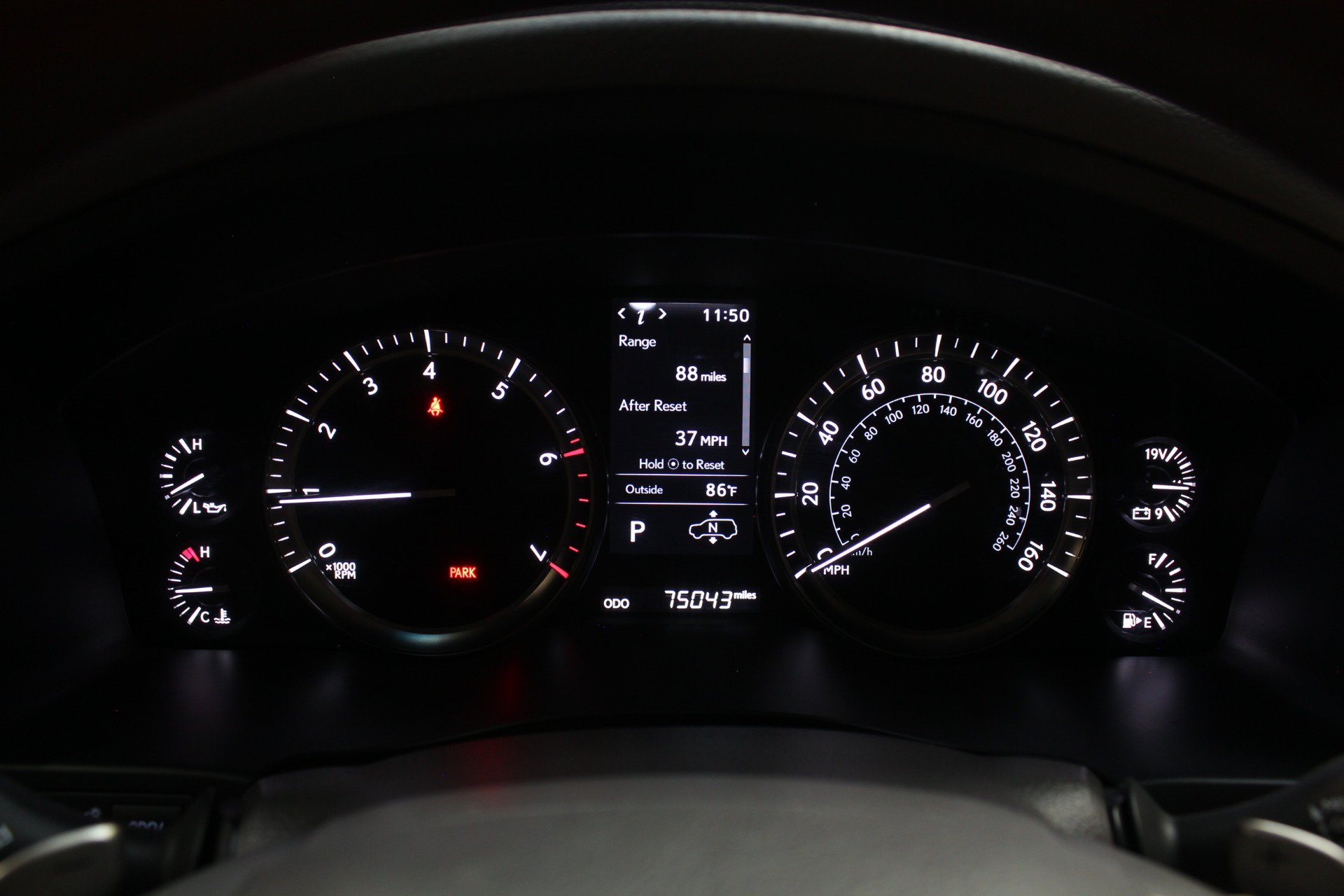 Used 2021 Lexus LX 570 4WD w/ Luxury Package image 57