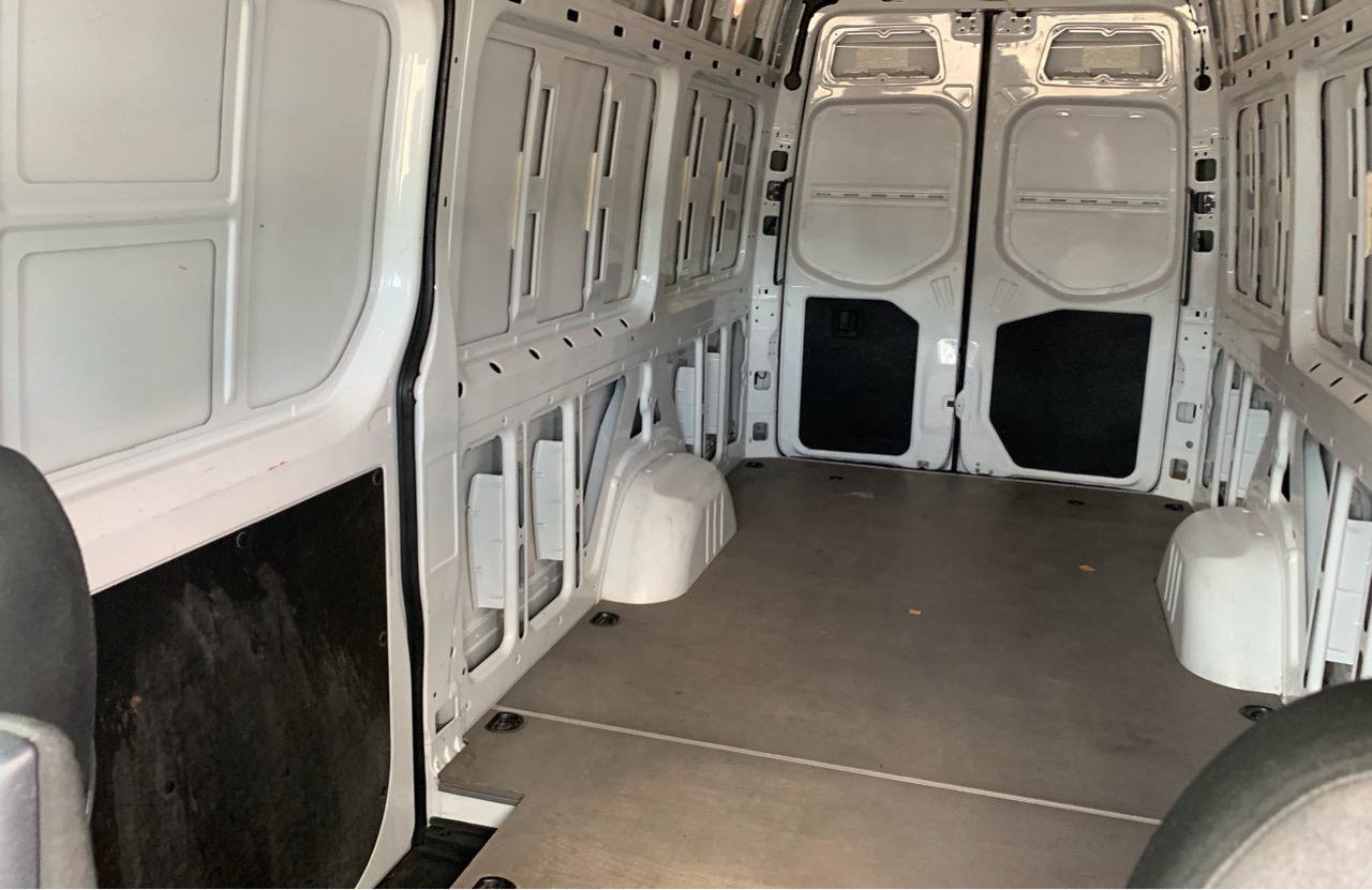 Used 2021 Mercedes-Benz Sprinter 2500 image 33