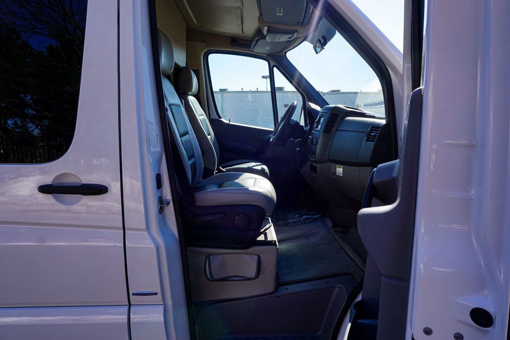 Used 2015 Mercedes-Benz Sprinter 2500 image 76