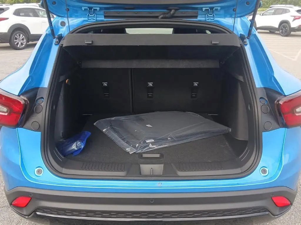 New 2026 Chevrolet Trax RS image 7