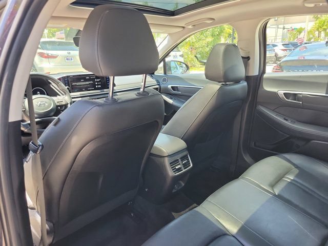 Certified 2023 Hyundai Sonata Limited w/ Cargo Package FWD image 8