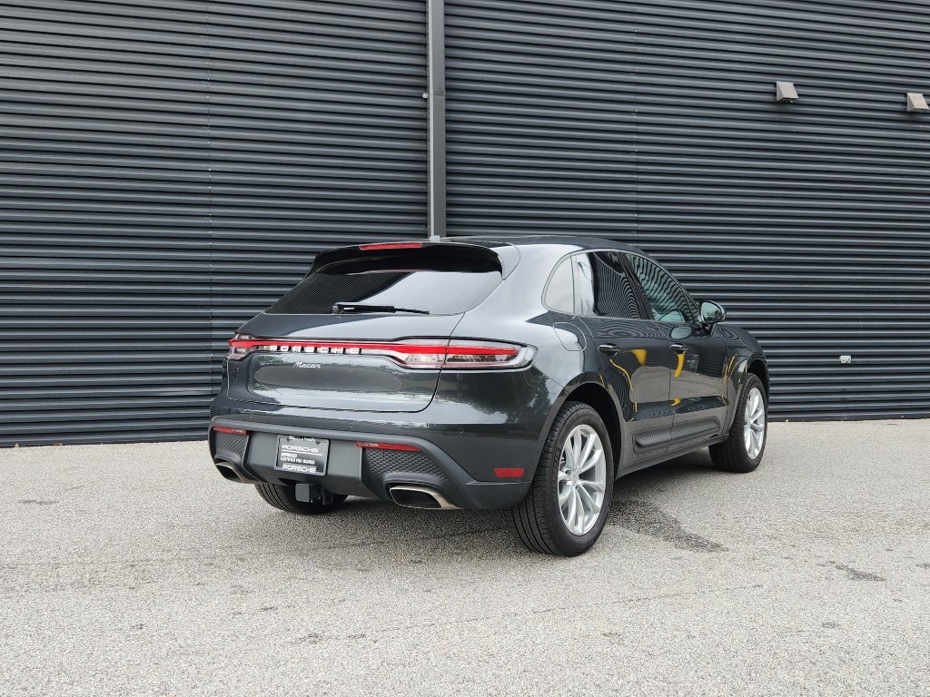New 2025 Porsche Macan image 7