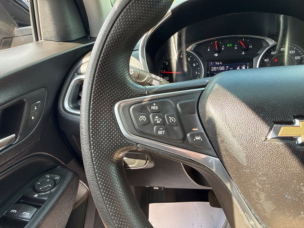 Used 2020 Chevrolet Equinox LT w/ LPO, Floor Liner Package FWD image 29