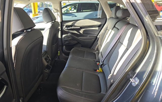 Used 2025 Kia Seltos SX AWD/4WD image 9