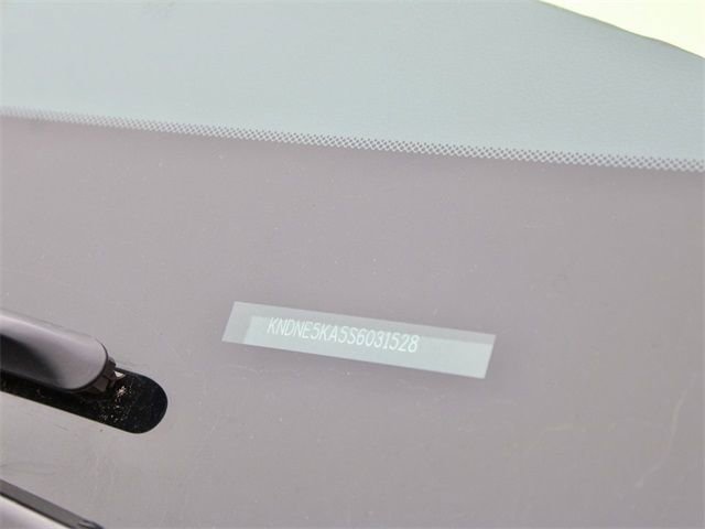 New 2025 Kia Carnival SX w/ SX Dark Edition Package image 23