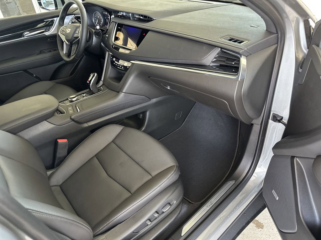 New 2026 Cadillac XT5 Premium Luxury w/ Driver Assist Package AWD/4WD image 37