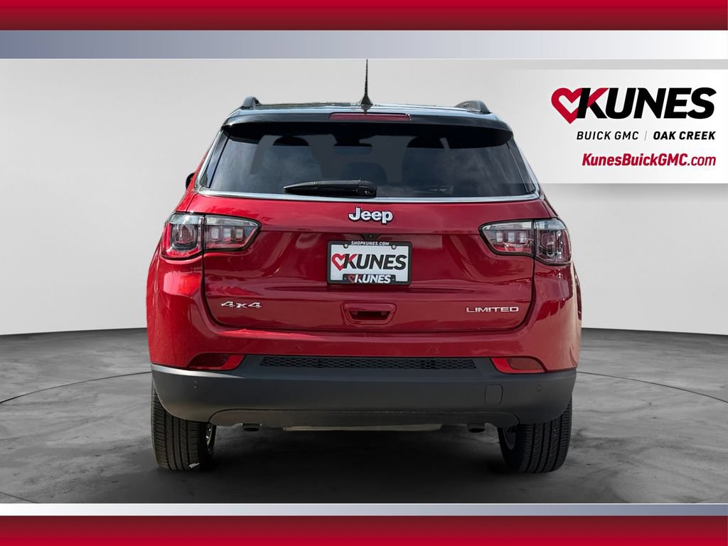 Used 2025 Jeep Compass Limited AWD/4WD image 9