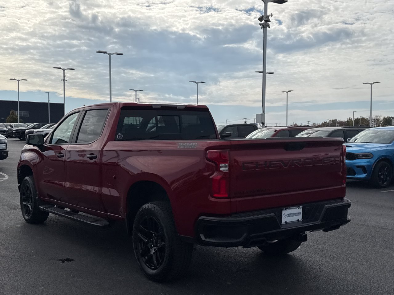 Used 2024 Chevrolet Silverado 1500 LT Trail Boss w/ Convenience Package II AWD/4WD image 5