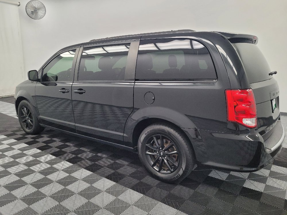 Used 2019 Dodge Grand Caravan GT FWD image 3