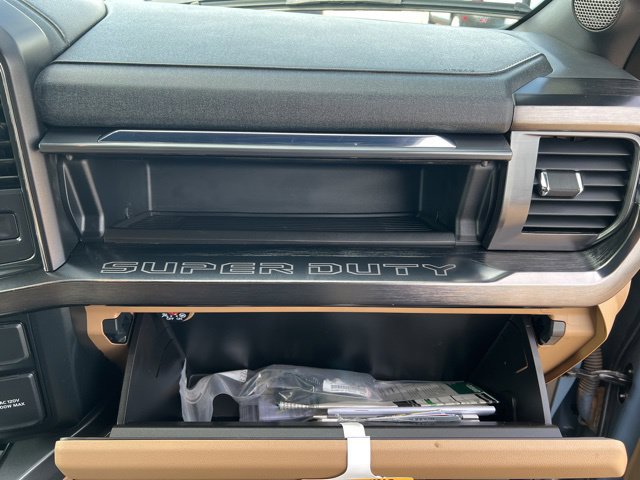 Used 2023 Ford F250 Lariat AWD/4WD image 27