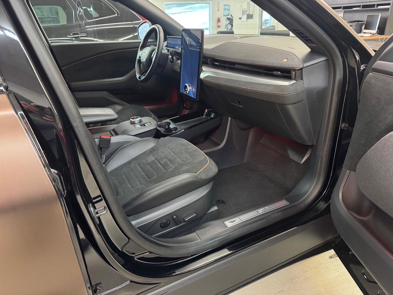 Used 2022 Ford Mustang Mach-E GT image 3