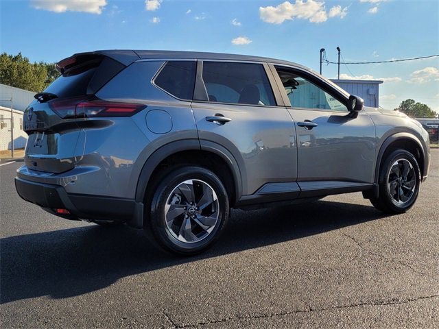 New 2026 Nissan Rogue SV image 3
