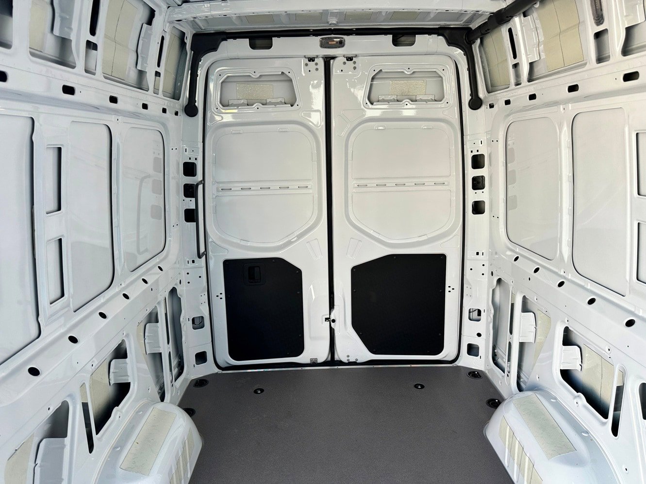 New 2025 Mercedes-Benz Sprinter 2500 image 21
