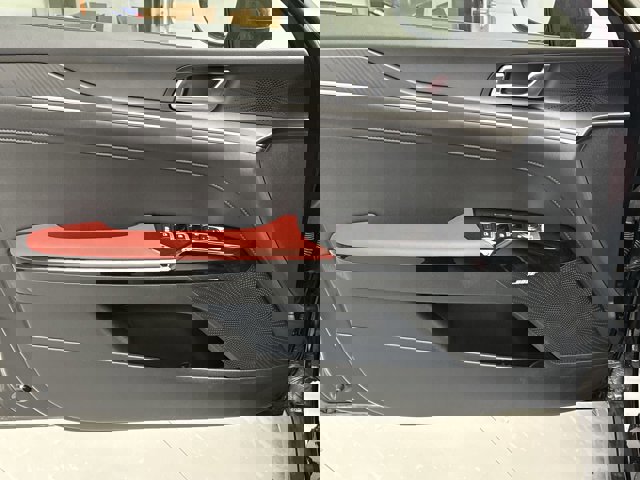 Used 2025 Kia K5 GT-Line w/ GT-Line Premium Package image 9